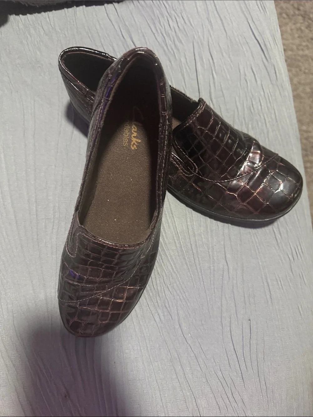 Clarks Croc-Embossed Slip-On Loafers in Dark Brown with Gloss